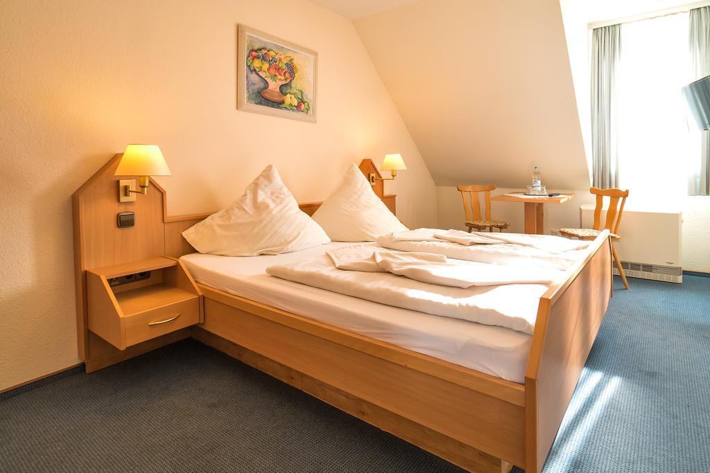 Hotel Zum Lieben Augustin Meersburg Pokój zdjęcie