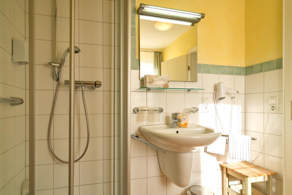 Hotel Zum Lieben Augustin Meersburg Pokój zdjęcie