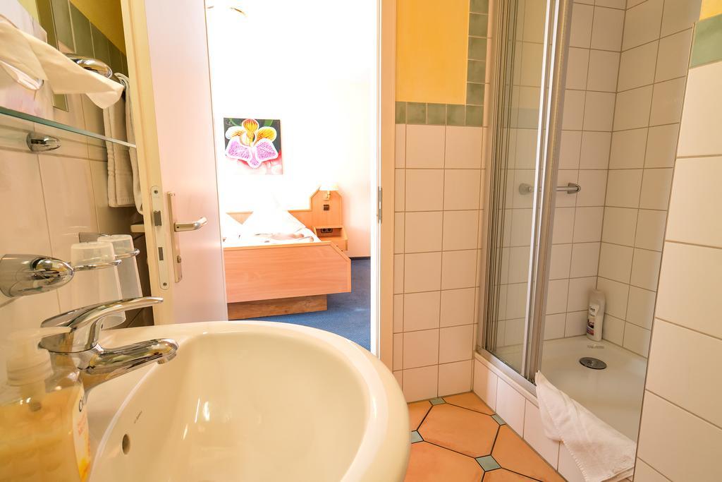 Hotel Zum Lieben Augustin Meersburg Zewnętrze zdjęcie