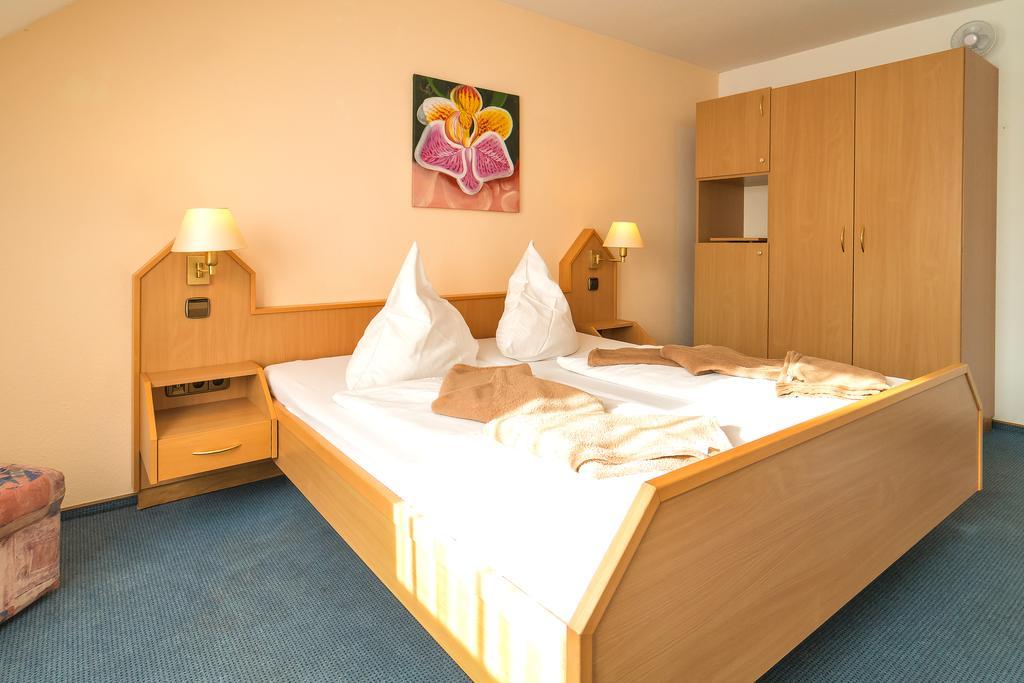 Hotel Zum Lieben Augustin Meersburg Pokój zdjęcie