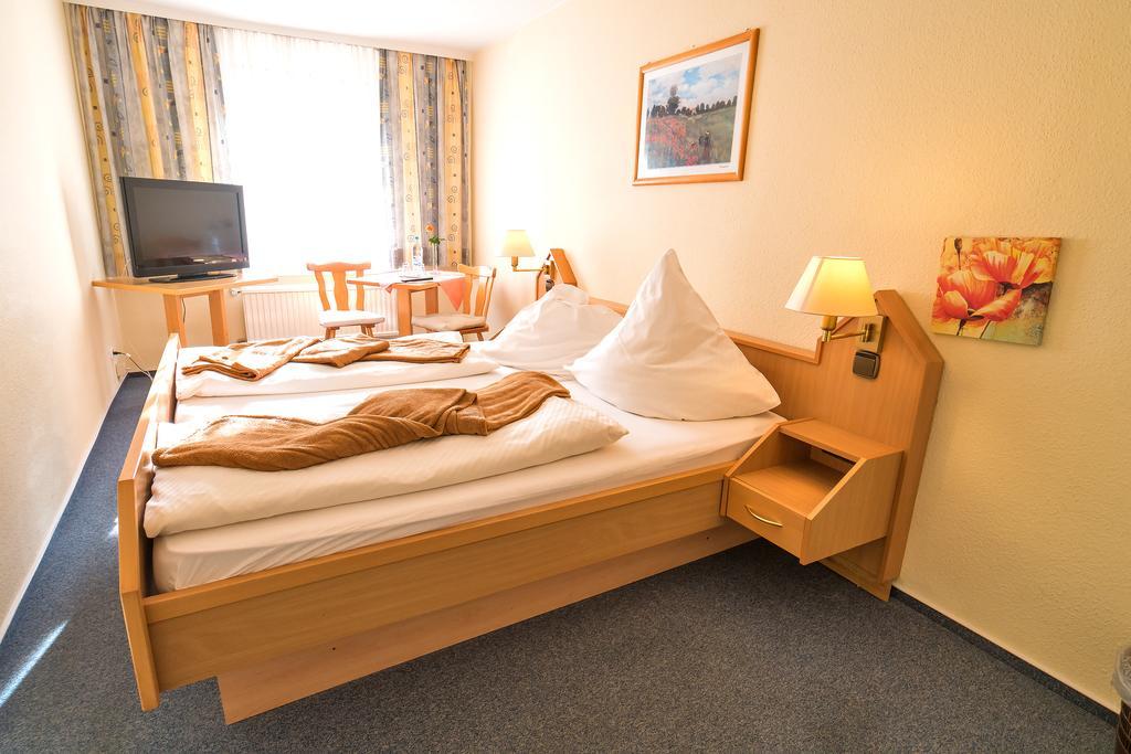 Hotel Zum Lieben Augustin Meersburg Pokój zdjęcie