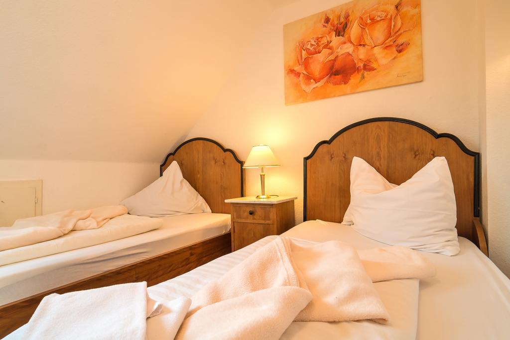 Hotel Zum Lieben Augustin Meersburg Zewnętrze zdjęcie