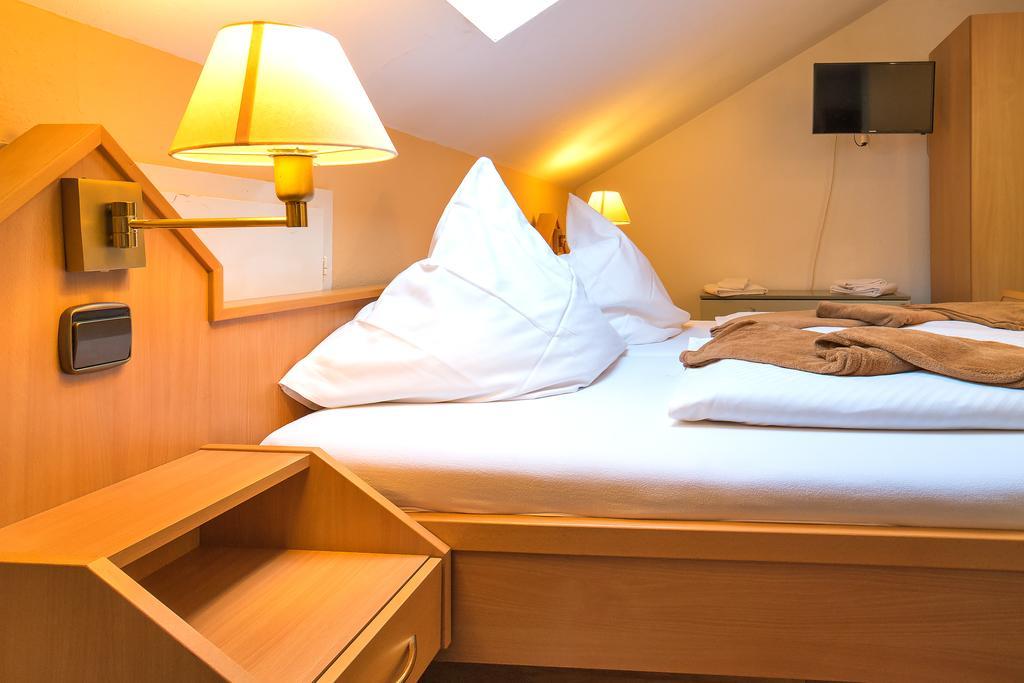 Hotel Zum Lieben Augustin Meersburg Pokój zdjęcie